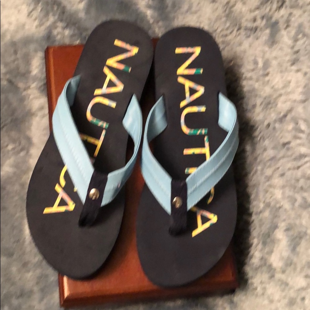 NAUTICA FLIP FLOPS